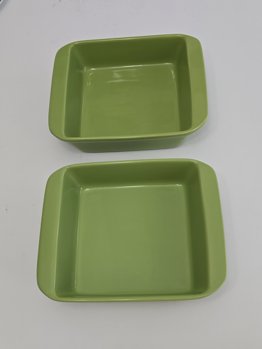 Chantal Set Of 2 Handcrafted Glazed Stoneware Baking Dishes Square Green 8"×8"×2